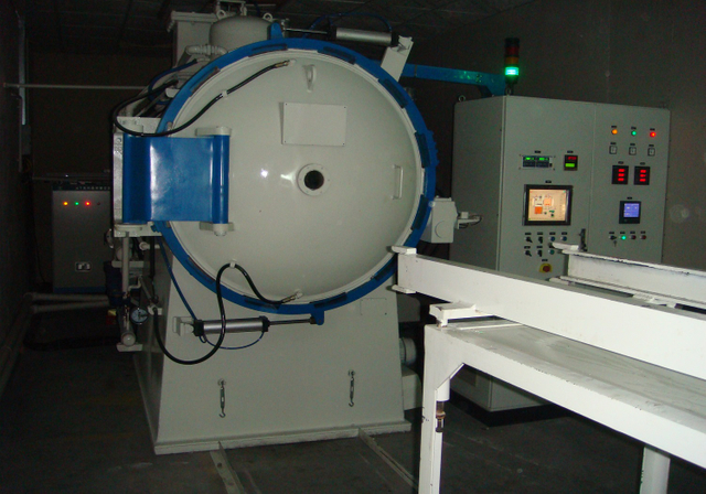 Vacuum Oil Quenching Furnace